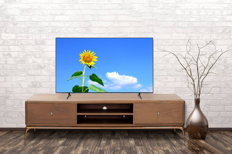 Empty interior of room with vase over brick wall background 3d rendering